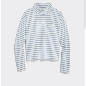 NWT Vineyard Vines Jamestown funnel neck top